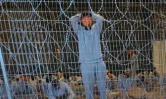 إسرائيل/الأراضي الفلسطينية المحتلة: يجب على إسرائيل وضع حد لتعذيب الفلسطينيين في سجونها وعزلهم عن العالم الخارجي