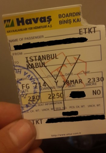 إحدى بطاقات الصعود إلى الطائرة المتوجهة إلى كابول والتي تحمل على متنها طالبي اللجوء الأفغان ضد رغباتهم (بعض المعلومات حجبت لأسباب أمنية) © Private