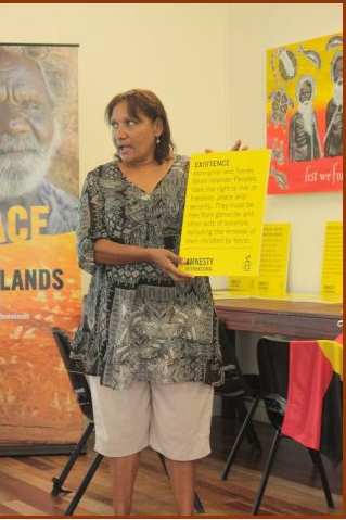 Dianne Foster discusses Article 7: Existence of the Declaration on the Rights of Indigenous Peoples. ©Amnesty International