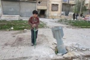 The Syrian air force dropped cluster bombs in a densely populated residential area © Amnesty International