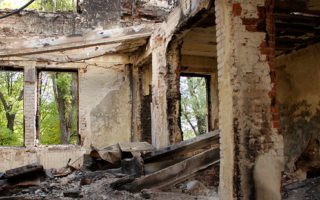 Debaltseve under fire