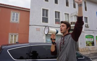 Portugal: Using chat groups to mobilise youth