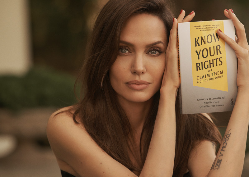 Know Your Rights and Claim Them by Amnesty International, Angelina Jolie and Geraldine Van Bueren