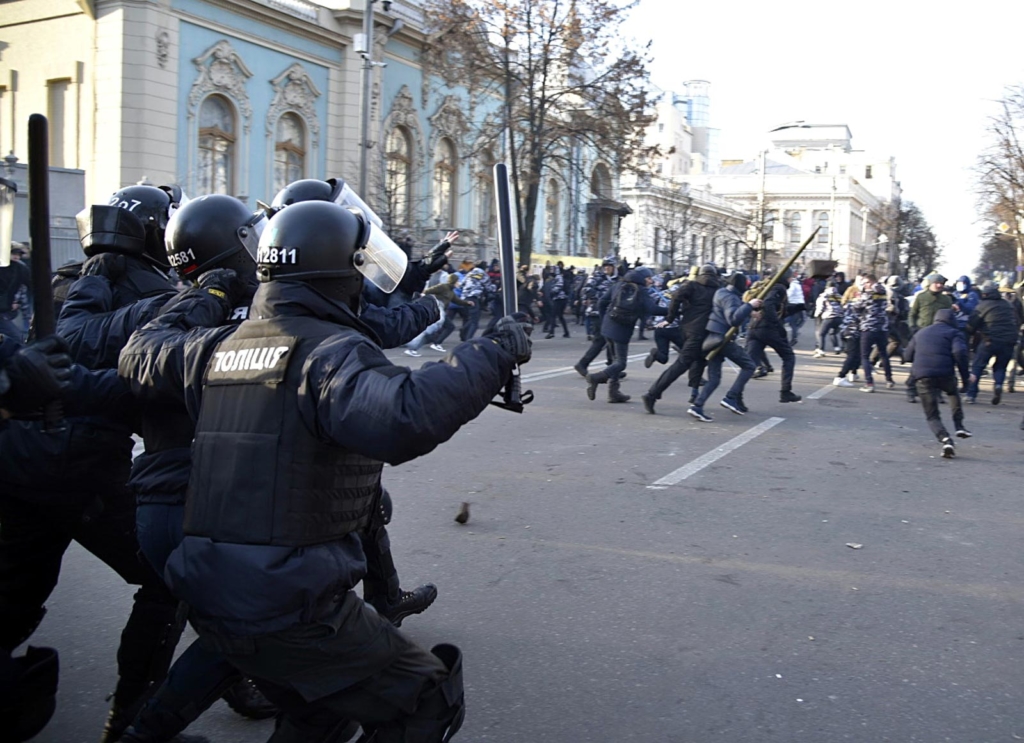 Clashes between police and protesters at the parliament building in Kyiv, Ukraine