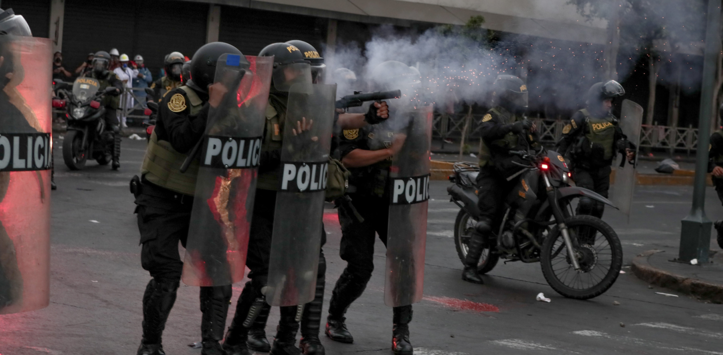 Police in Lima fire tear gas at demonstrators