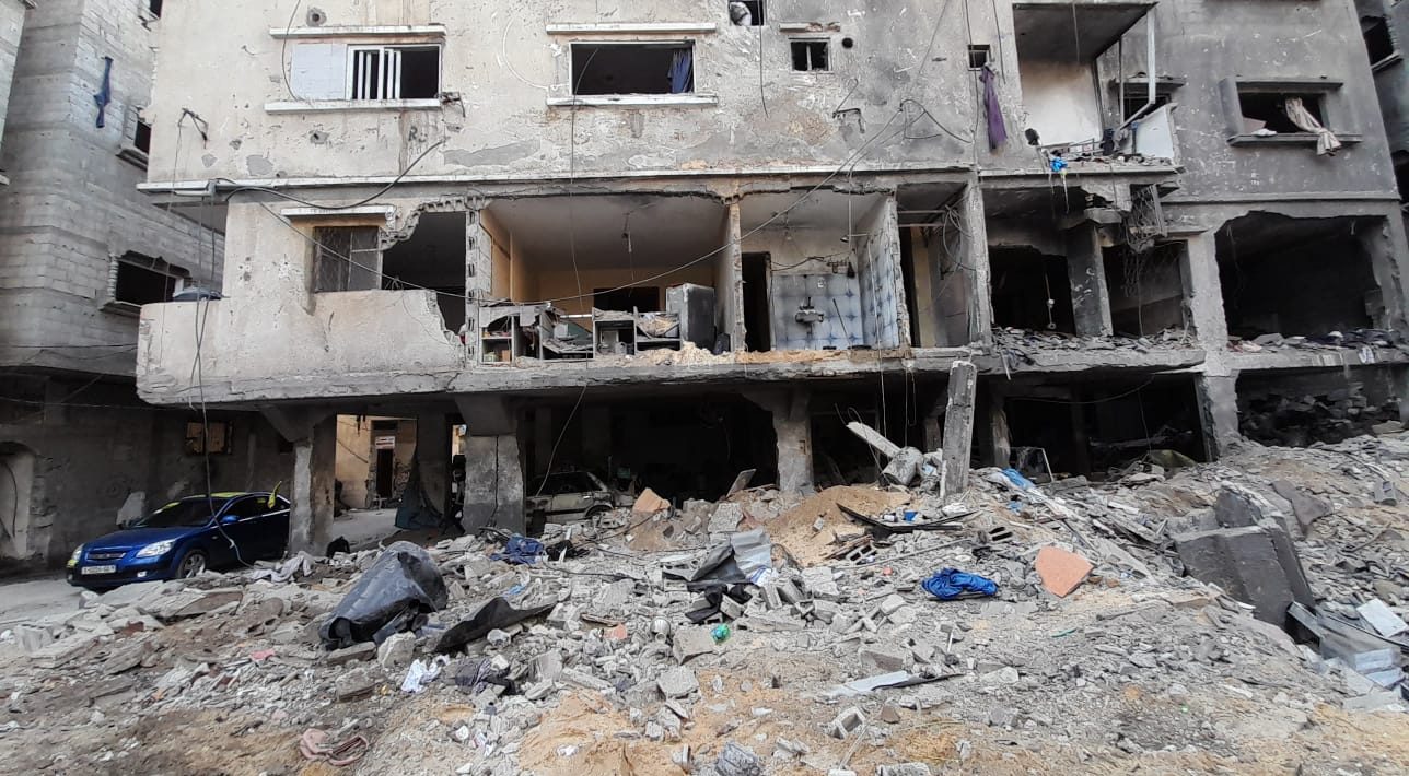 Handed a death sentence': UK doctor forced to return to Gaza from