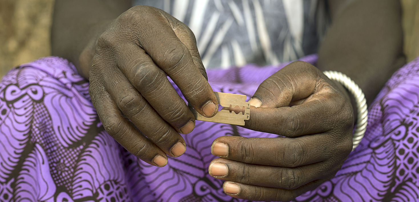 जोखिम भरा धार्मिक प्रथा है महिलाओं का खतना, पाबंदी हटा रहा यह देश…  UNICEF has set a target to completely eliminate the practice of female circumcision by the year 2030.