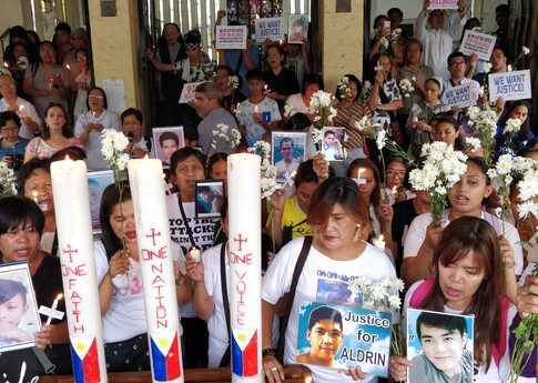 Photo of families of victims of extrajudicial executions who gathered at the Shrine of Jesus Parish in Quezon City, where they held prayers and rallying for justice for the victims. 15 March 2019.
