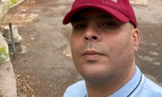 Algeria: Authorities must quash outrageous 15-year sentence against unionist Ali Mammeri 