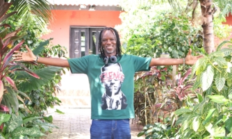 “Until the day I die, I will fight for freedom of expression”: Meet Kajeem, the Ivorian reggae-man who celebrates human rights