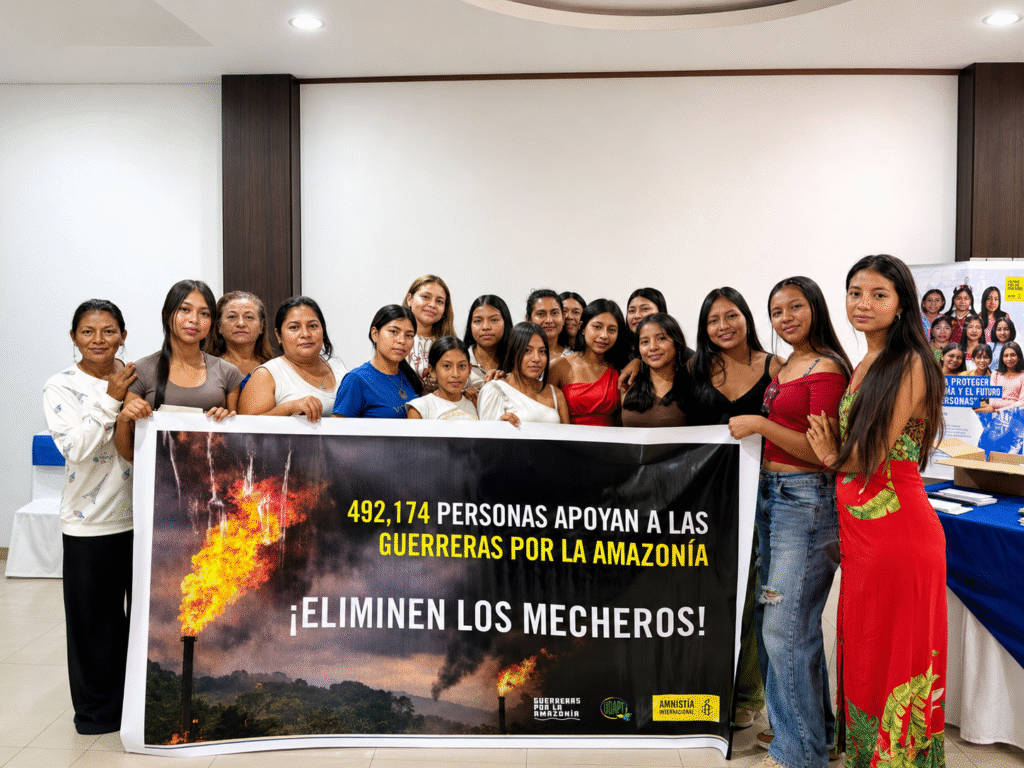 Ecuador: Guerreras por la Amazonía demand the elimination of gas flares five years after landmark ruling