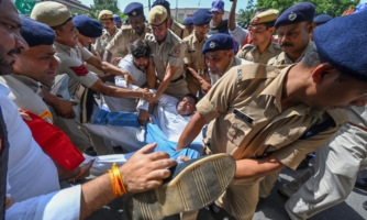 India: End the crackdown on peaceful protests and release arbitrarily detained protesters