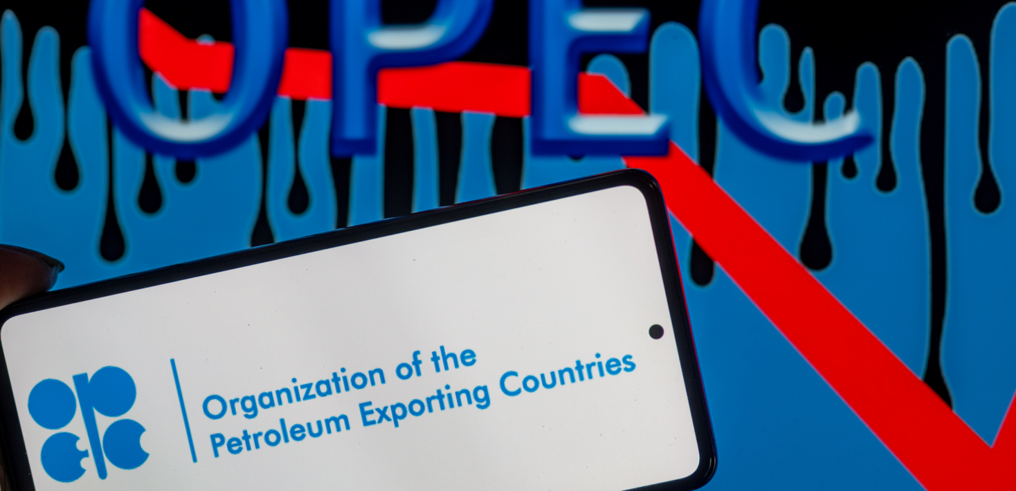 Logotipo de la OPEP en un teléfono móvil