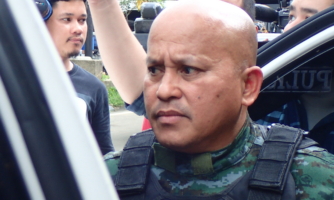 Filipinas: El jefe de policía “Bato” dela Rosa debe ser arrestado y entregado a la CPI