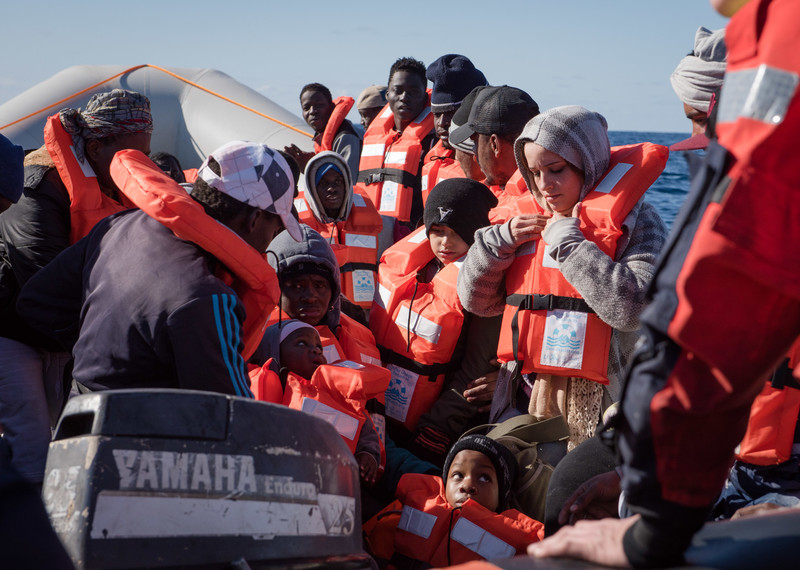 Rescate de personas refugiadas y migrantes por el Sea-Watch 3 en el Mediterráneo central. © Chris Grodotzki/Sea-Watch