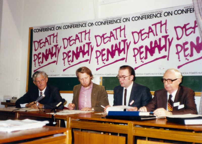 Amnistía Internacional en la Conferencia sobre la Abolición de la Pena de Muerte en 1977. Fotografía: Amnesty International