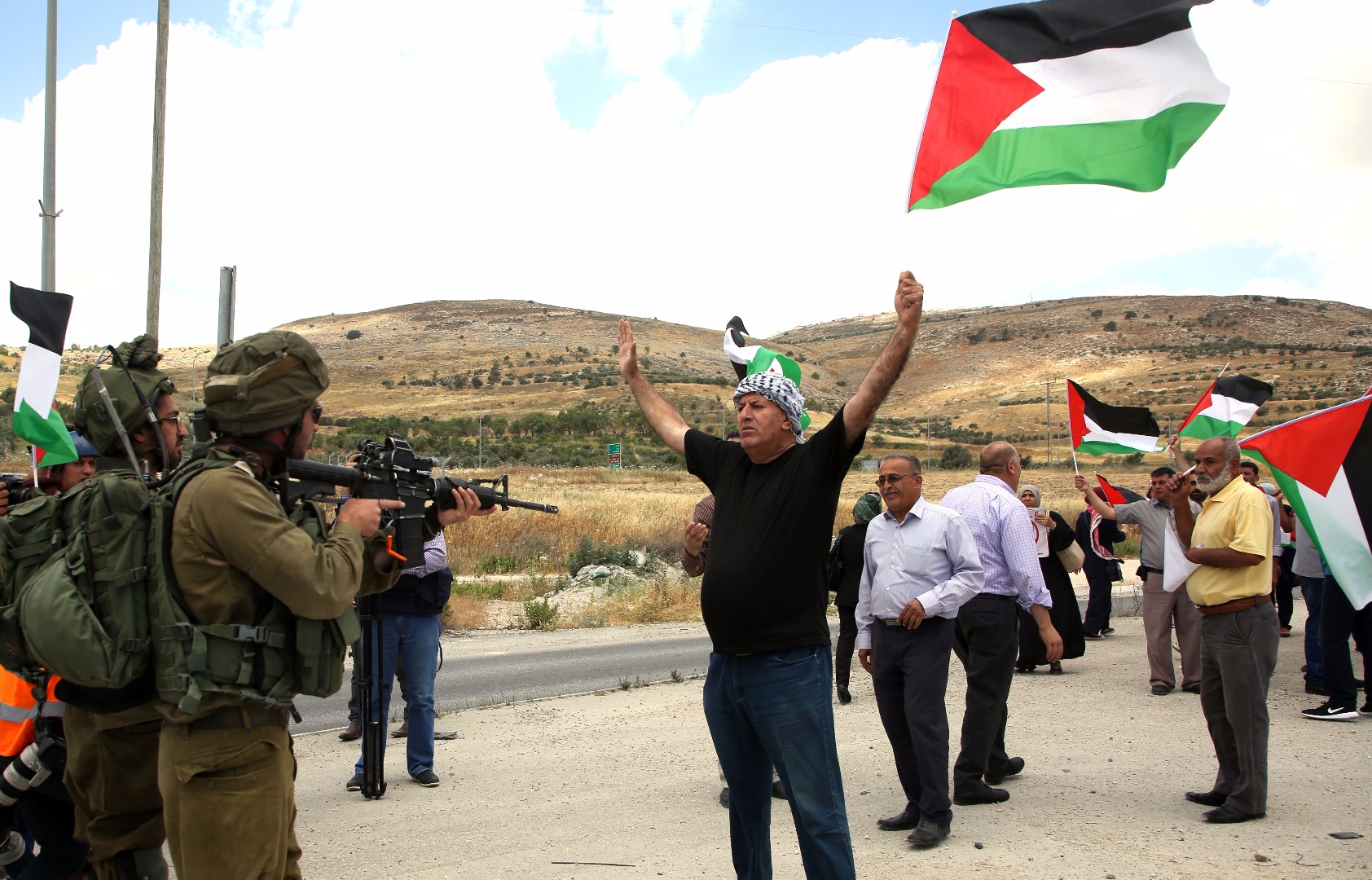 Ondear la bandera palestina puede ser considerado delito en Reino