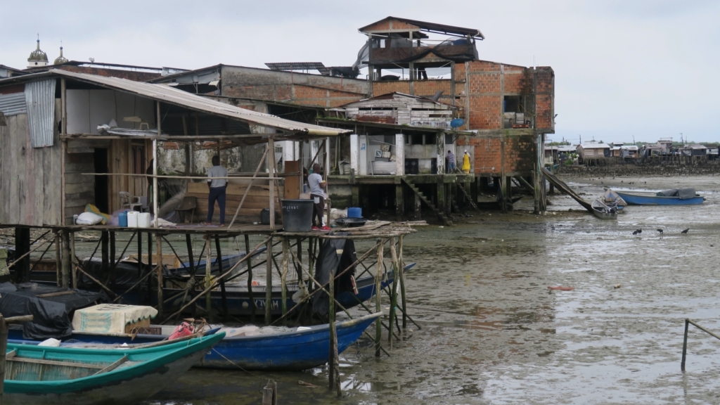 Los colombianos afrodescendientes están siendo desplazados del malecón de Buenaventura donde han vivido durante generaciones (Duncan Tucker/Amnistía Internacional).