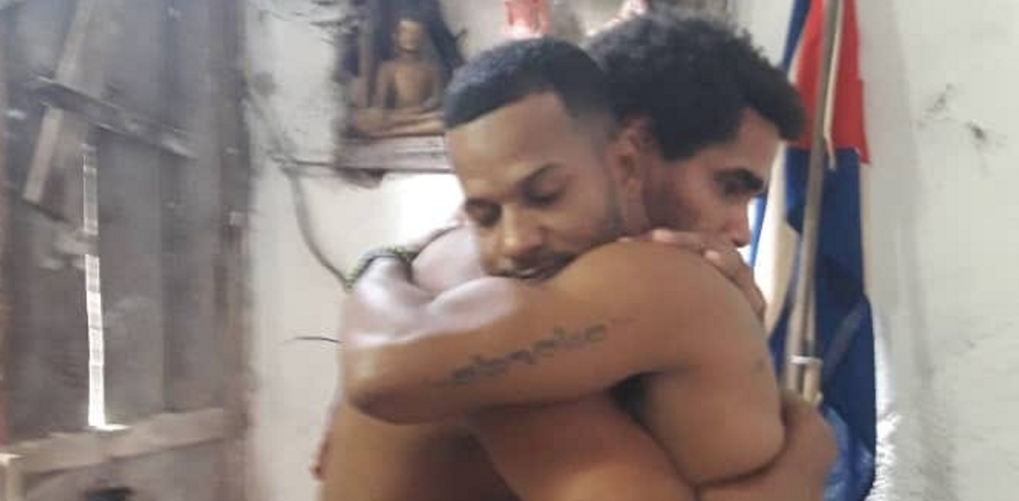 The Cuban artists and prisoners of conscience Luis Manuel Otero Alcántara and Maykel “Osorbo” Castillo Pérez share a hug