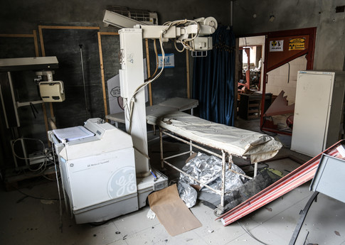 Équipement médical endommagé après des attaques aériennes russes contre des zones résidentielles à Idlib, nord-ouest de la Syria, le 30 janvier 2020. Anadolu Agency/Getty Images