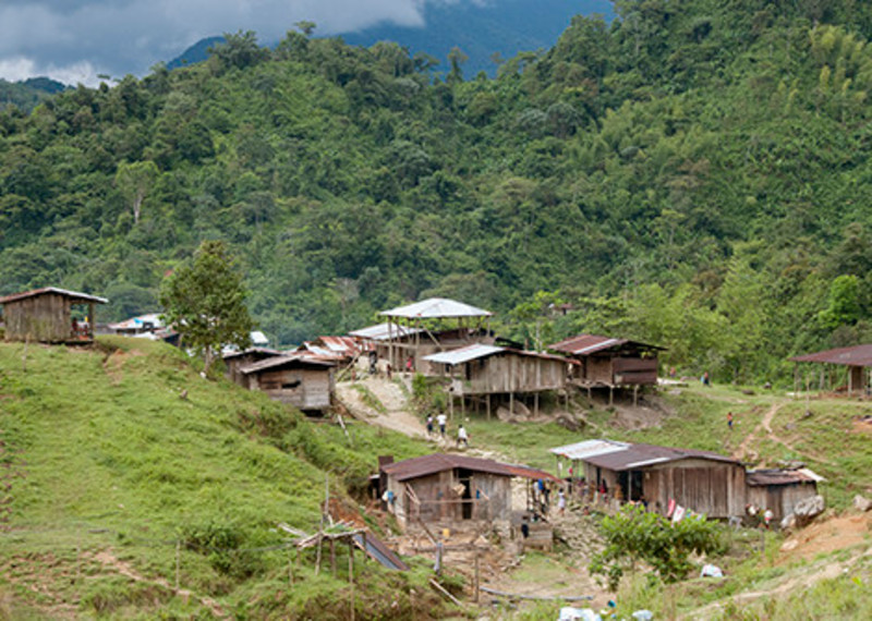 Habitations à Aguasal, dans la réserve d’Alto Andágueda. © Steve Cagan