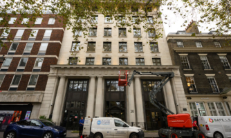 Правозащитные и медицинские организации призывают больницы Великобритании не использовать программное обеспечение Palantir