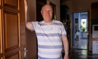 «Мне хочется идти в ногу со временем, я хочу быть значимым». История из цикла «Говори громко» о людах старшего возраста из Молдовы