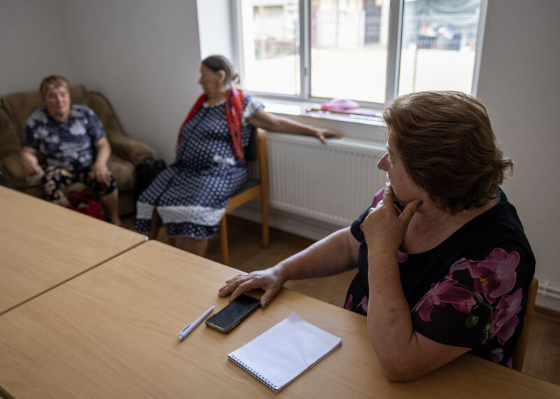 Elena Mereacre, 69 years old, Costești village, Ialoveni district