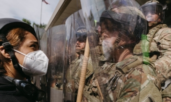 美國｜特朗普重返白宮一周年，威權行徑正削弱人權